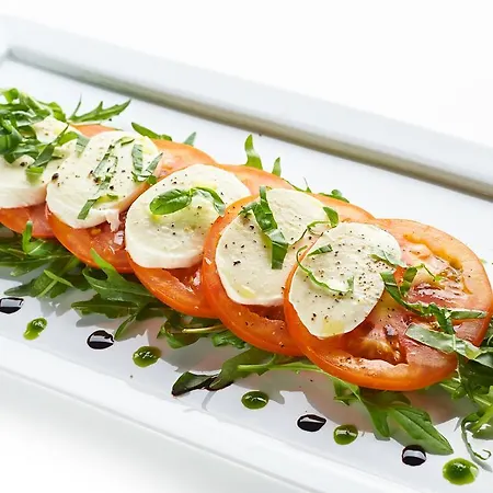 Hotel Cave & Proteus