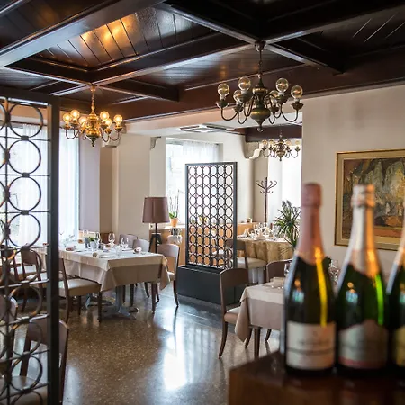 Hotel Cave Rooms&apartments Proteus