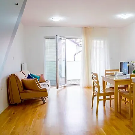 & Proteus - Cave Park Hotel 3*