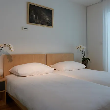 Hotel Cave & Proteus 3*