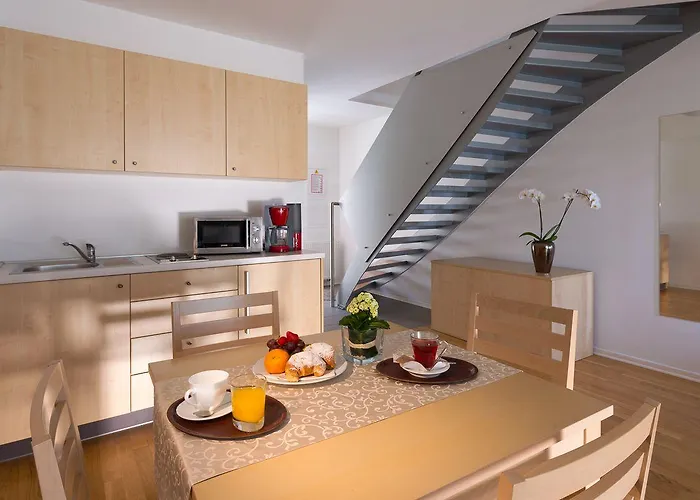 Hotel Cave & Proteus Postumia