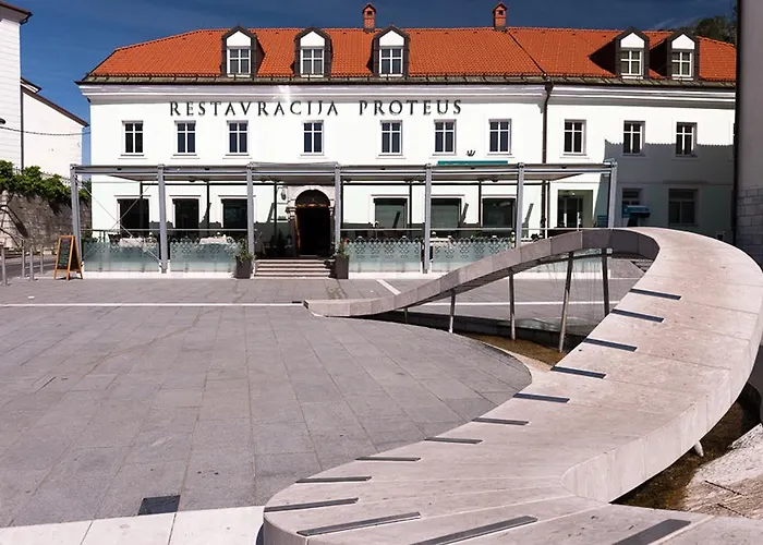 Cave & Proteus Hotel